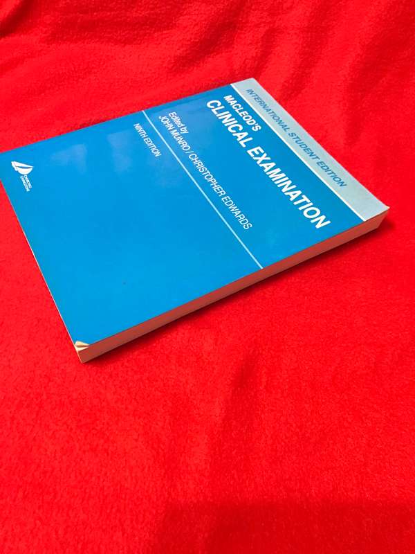 Macleods Clinical Examination 9th edition John Munro, Christopher Edwards
