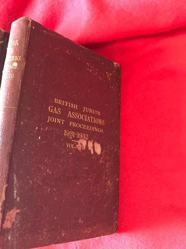 Vintage british junior gas associations joined proceedings volume xxv Lot 3 books