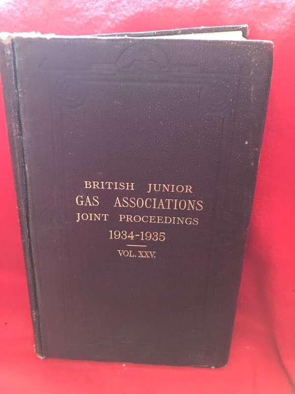 Vintage british junior gas associations joined proceedings volume xxv Lot 3 books