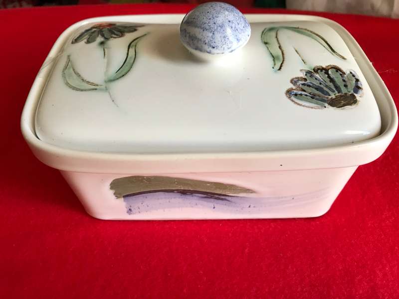 Butter dish