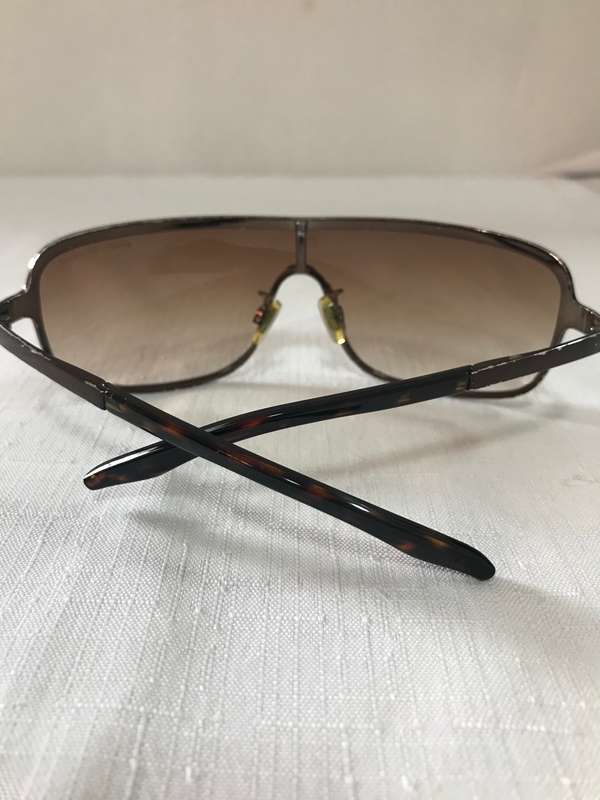 Sunglasses Armani Exchange AX018/N/S 125 One Lens Design Some paint flaking on frame second hand