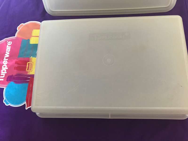 Tupperware lot 5