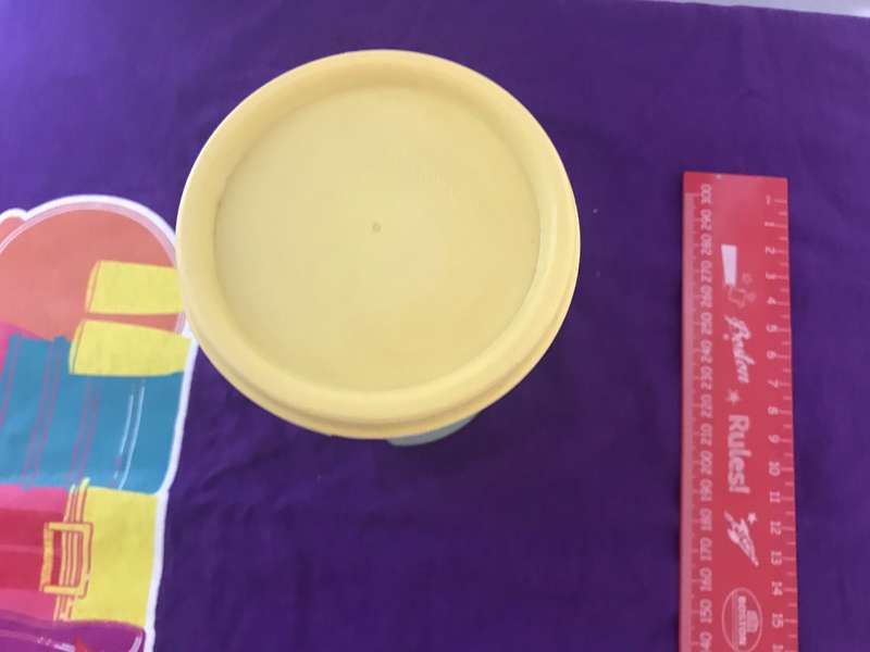Tupperware lot 4