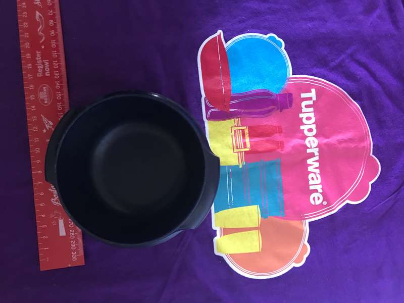 Tupperware lot 4