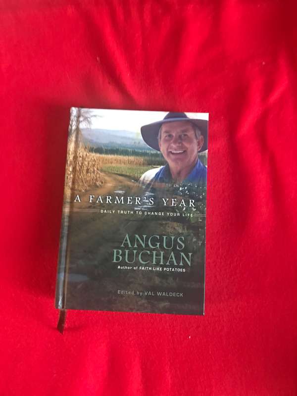 A Farmers Year Angus Buchan Val Waldeck
