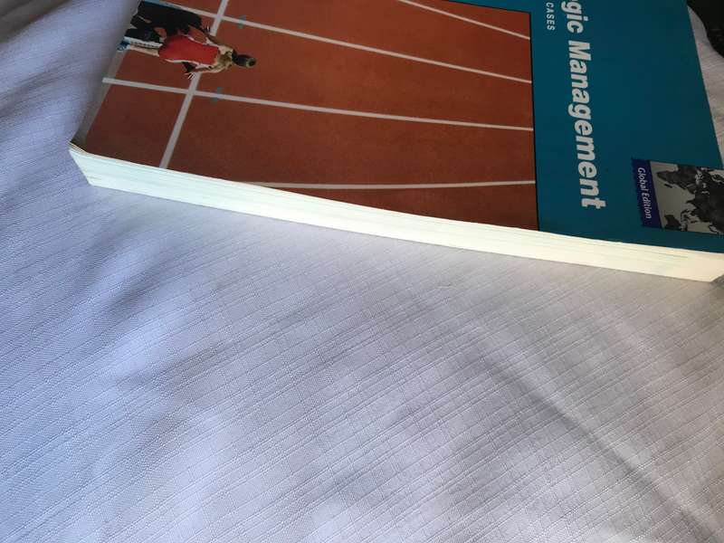 Strategic Management: Global Edition [???????] David, Fred Paperback - 2011 - 13th Edition by Author