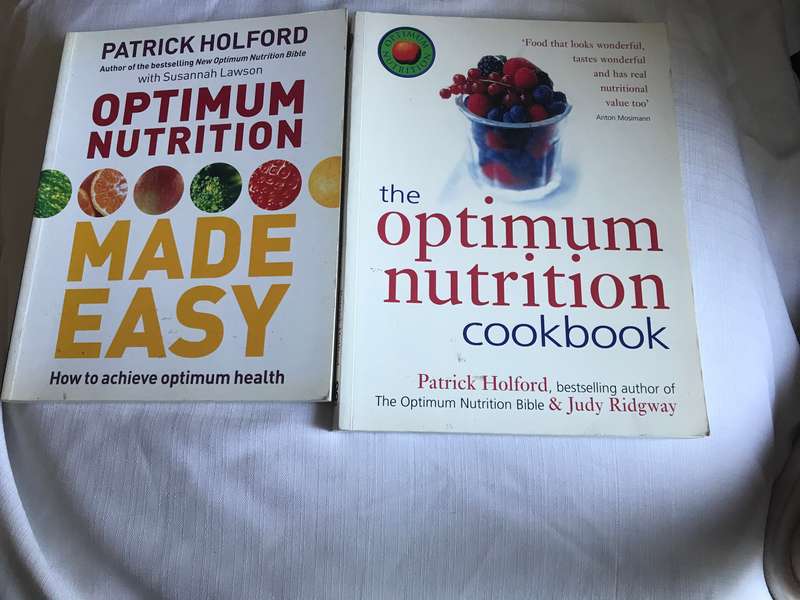 Patrick Holford 2 books:Optimum Nutrition Made easy AND the optimum nutrition cookbook