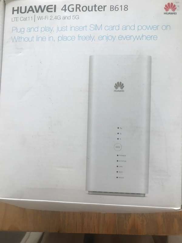 Huawei B618-22d - 4G/LTE 600 Mbps Mobile Wi-Fi Router - White (Secondhand)