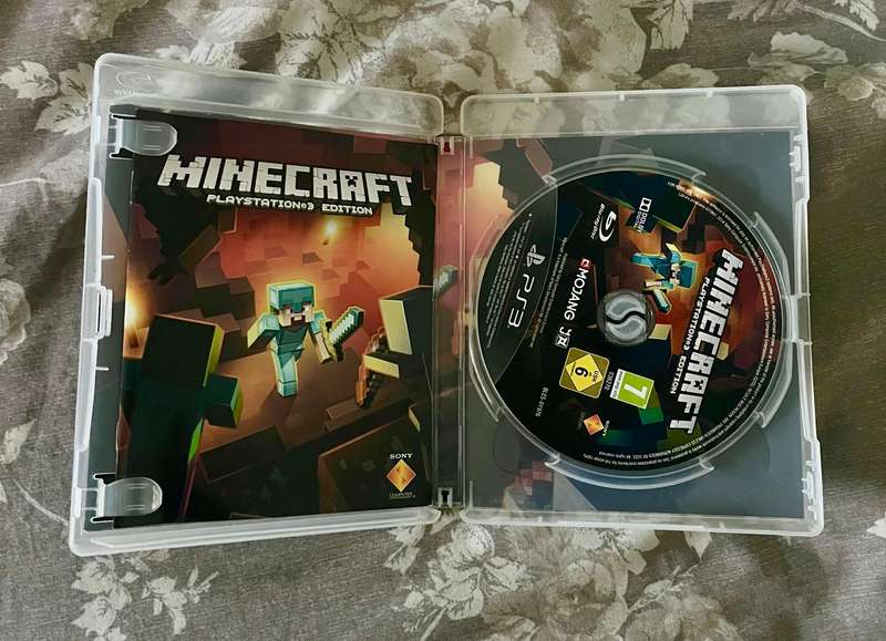 Minecraft Playstation 3 Edition in Good condition