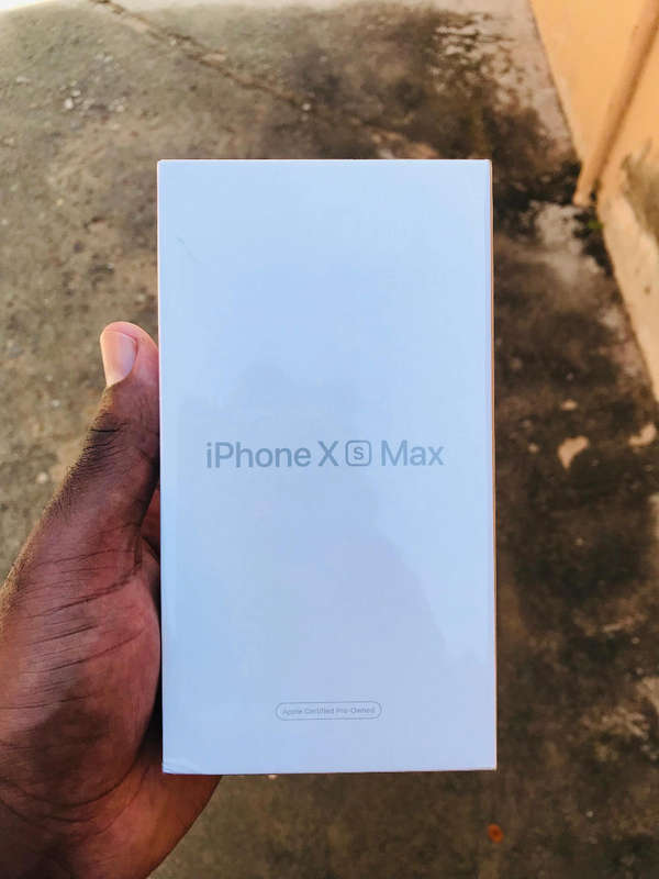 iPhone Xs max sealed