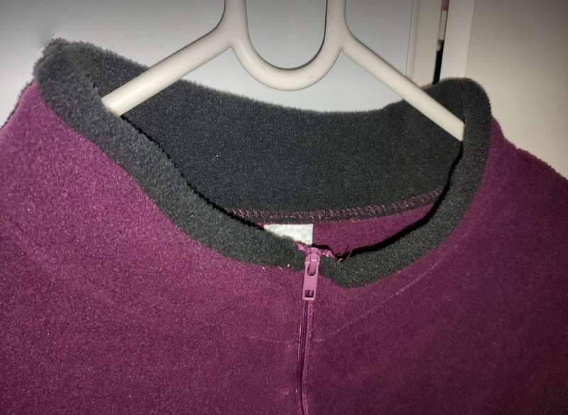 Long sleeved ladies jacket/active top Maroon