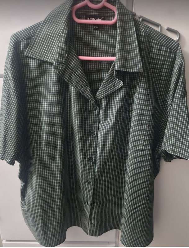 Women's short sleeve shirt  Green and white stripe blocks Altitude