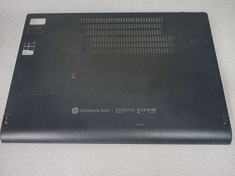 HP Elitebook 840 Bottom Ram Cover Door Panel