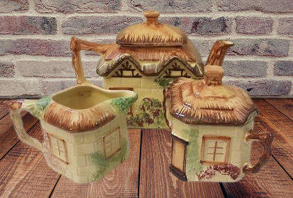 Vintage Keele St Pottery England Hand painted Tea Pot , milk jug and sugar basin