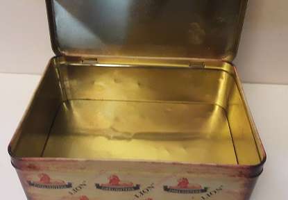 Empty firelighters tin