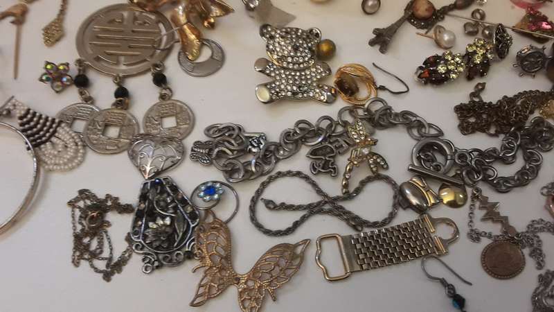 Bulk Lot of Incomplete Earrings and other pieces for re-purposing