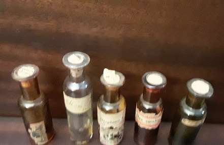 Vintage Five Medisyne small Botlles glass