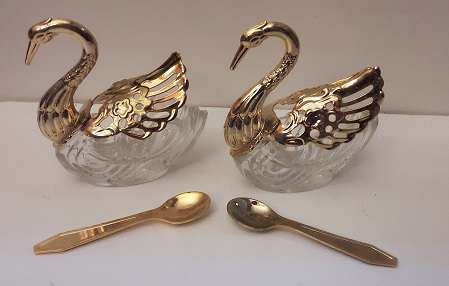 Two 24 karat Gold Plated Italy  Swans and Spoons 8 cm x 8 cm