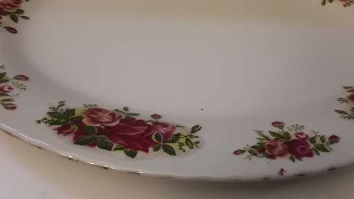 Royal China English Rose Oval Platter Plate 35 cm x 26 cm
