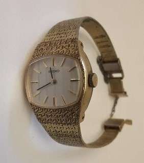 Vintage Seiko  Wind Up  Ladies Watch - working