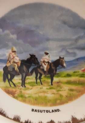 Basutoland  decor  collectable Plate 20 cm