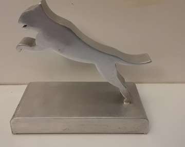 Metal leaping Cat Bottle Opener 10 cm