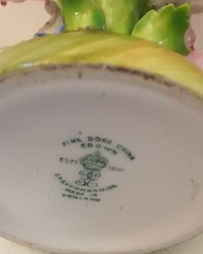 Stafforshire England Porcelain  Flowers  11 cm