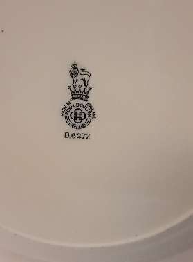 The Jester Royal Doulton Professional Series Decor Plate 26 cm