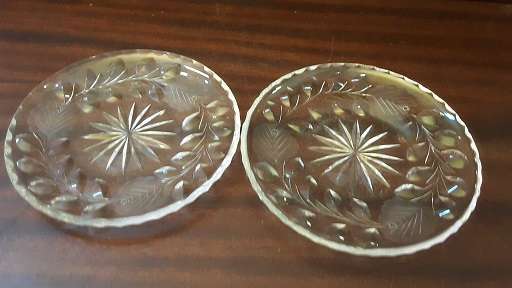 Glass : Crystal Rose cut starburst Plates 15.5 cm