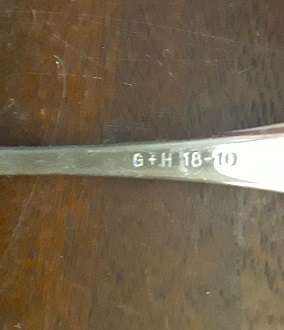 Set of 4 Cake Forks G+H  18-10