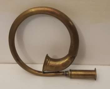 Small Brass  Blowing Horn  15 cm