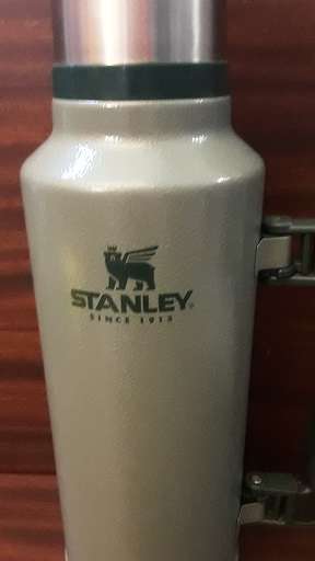 Stanley Classic Vacuum 1.9L Hammertone Green Flask 37 cm