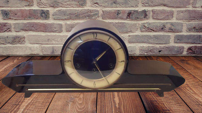 Maxter Germany Wind-up Mantel Clock in working order with Key