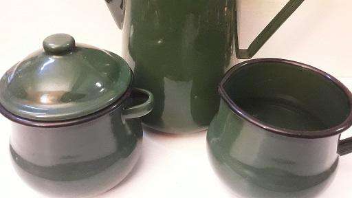 3 Piece Green Enamel Kettle 20 cm , Milk Jug and Sugar Pot