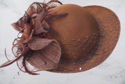 Women's   Hat - Brown 18 x 16 cm