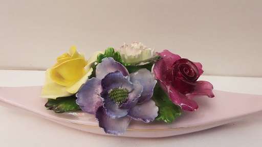 Denton  England Porcelain    Flowers  16 cm x 5 cm