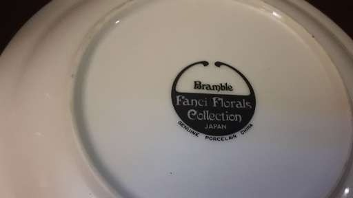 Bramble Japan Mug and Side Plate