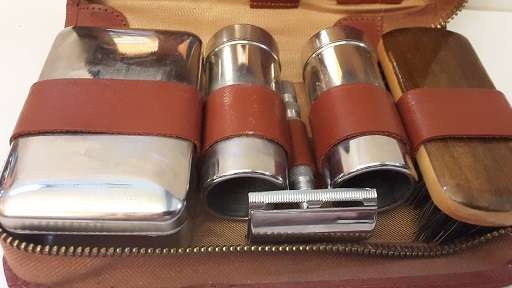 Vintage Men's Vanity Travelling Set
