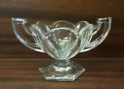 Handled Glass bowl 9 x 17 cm