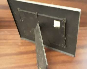 Metal Silver colour Picture / Photo Frame
