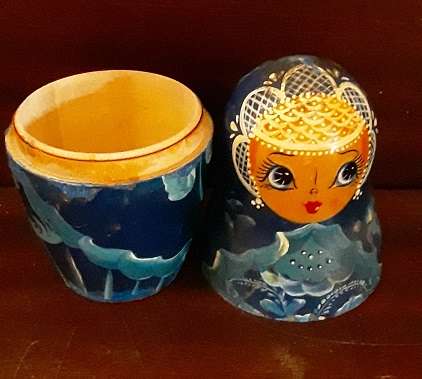 A Russian Doll  11 cn