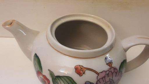 Oriental Teapot 9 cm x 14 cm