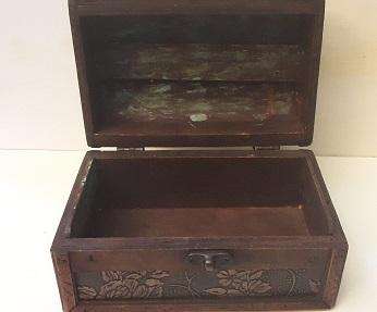Wood Storage / Trinket Box 18 cm x 11 cm