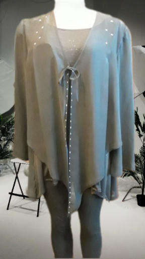Zeiqer Black Polyester , Vicose  Double Layer with  glitter Top Label Size 50