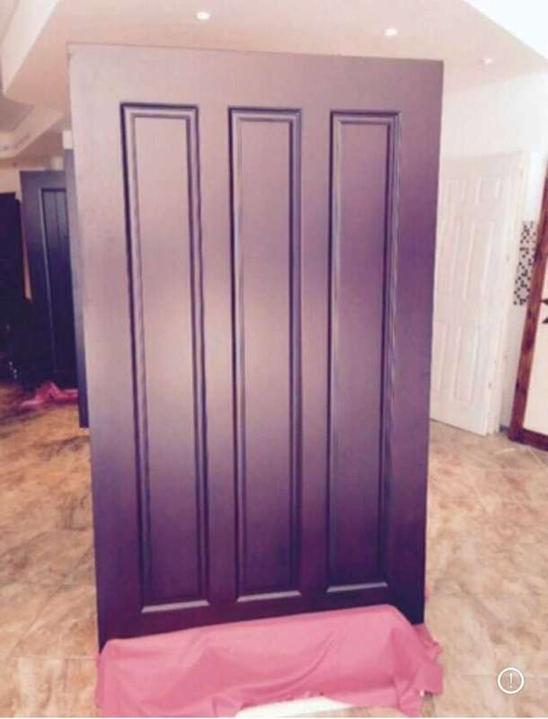 Imported wooden pivot doors Size:1.2 x 2.05 / 100% solid wooden doors