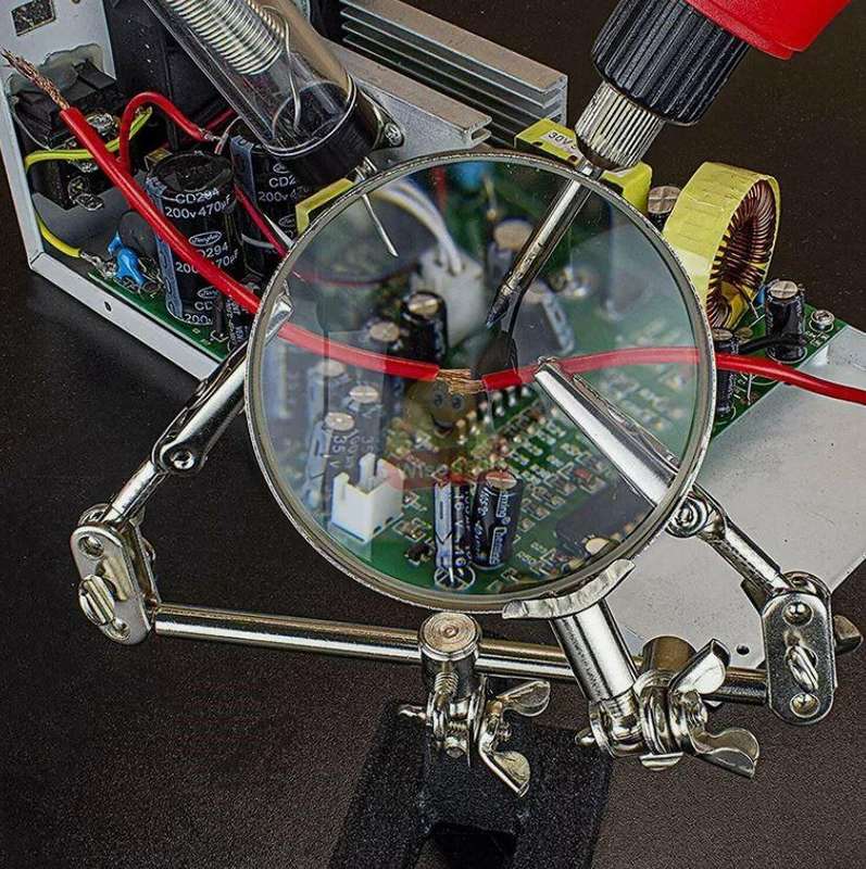 Soldering Magnifying Glass with 3 Handles and Zoom Function