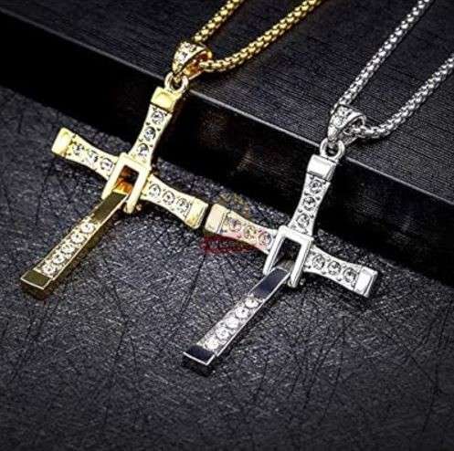 Rhinestone classic silver or gold cross pendant necklace