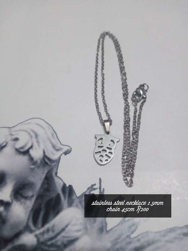 Stainless steel owl necklace..high quality won't fade or tarnish