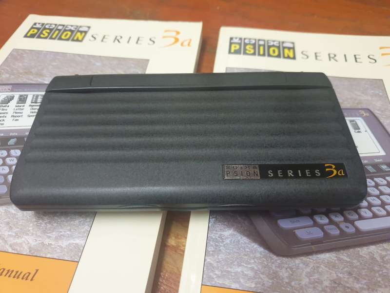 Psion Series 3a 512K RAM handheld computer circa 1993 in mint condition