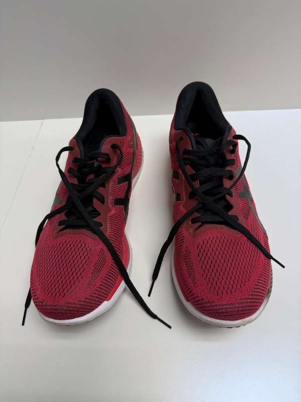 ASICS GlideRide Mens running shoes UK 13 in Red
